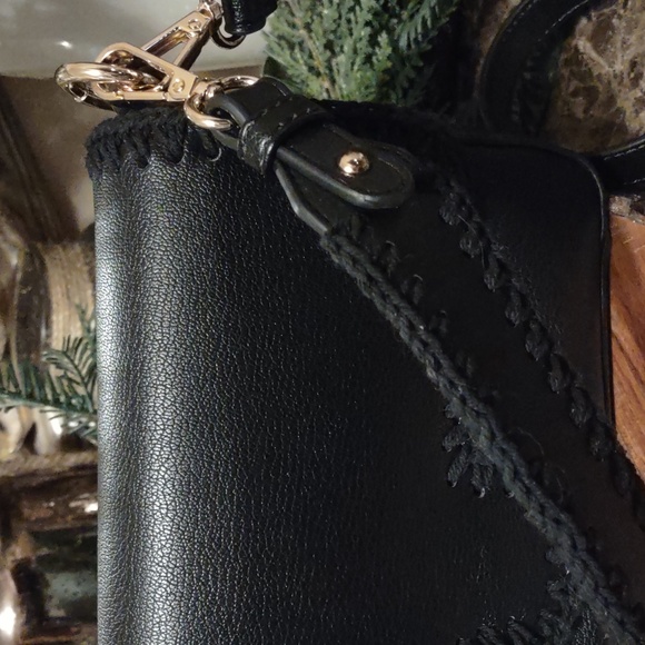 Cross Body Bag by SR Squared Sondra Roberts - Picture 3 of 6